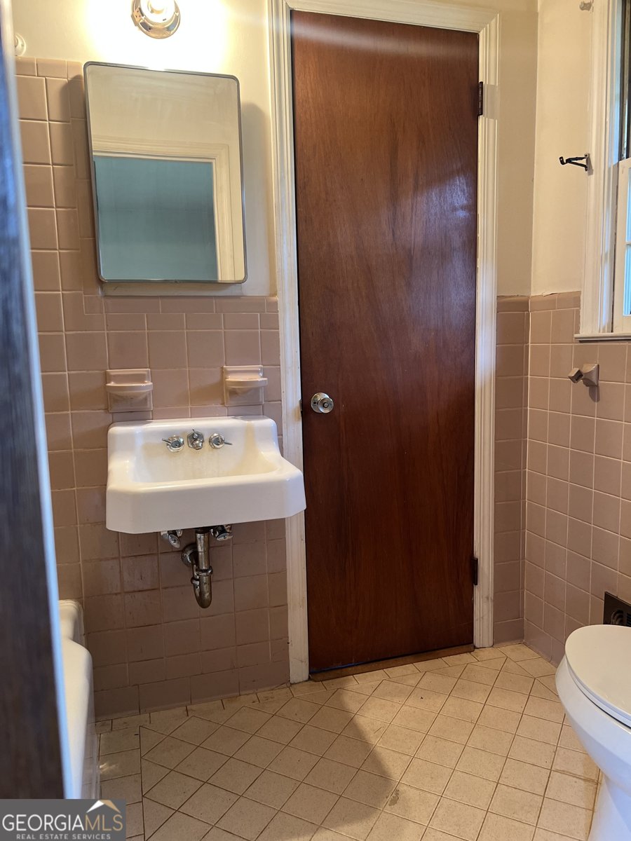 2935 Heather Drive East Point - 26