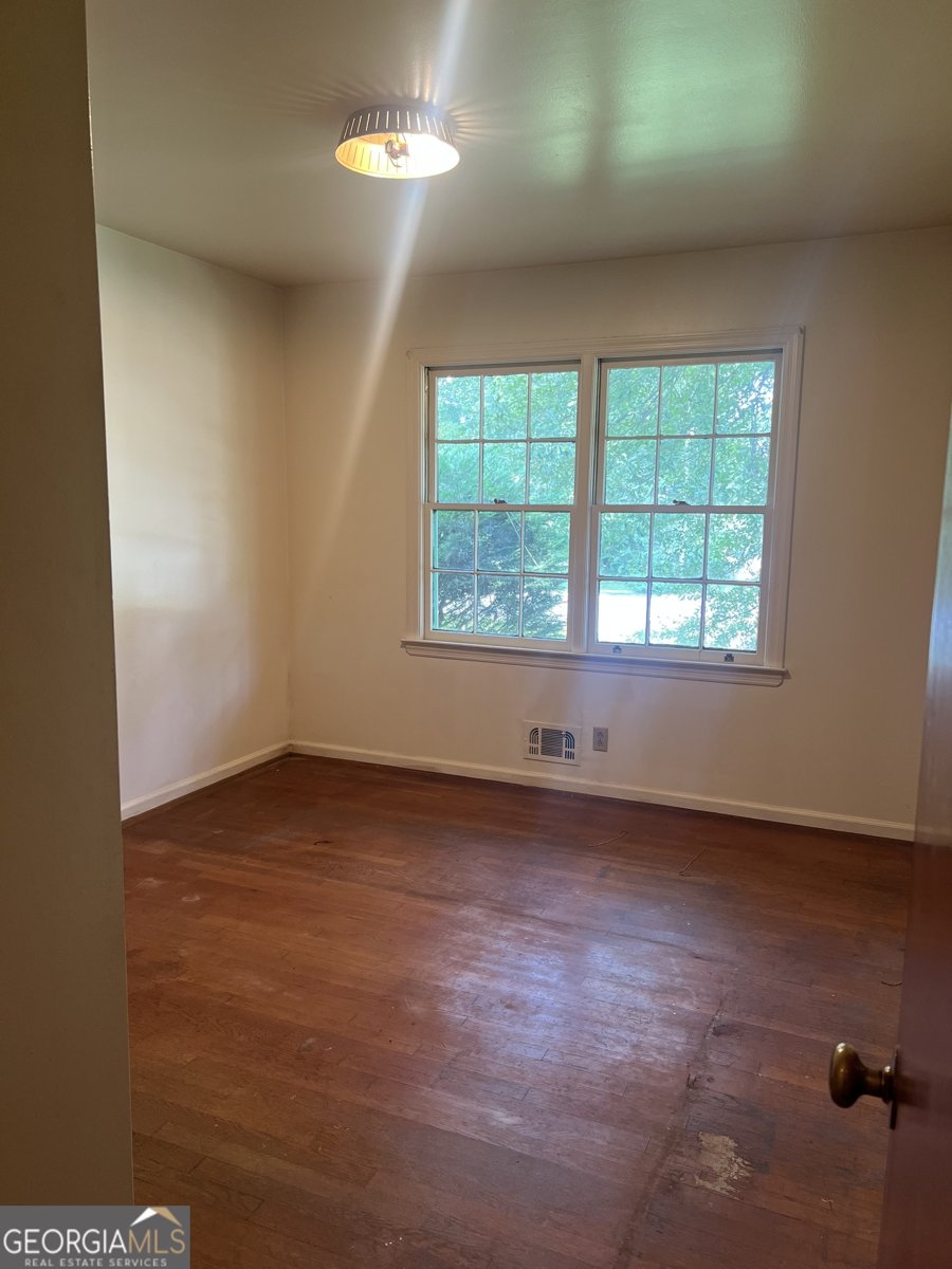 2935 Heather Drive East Point - 29