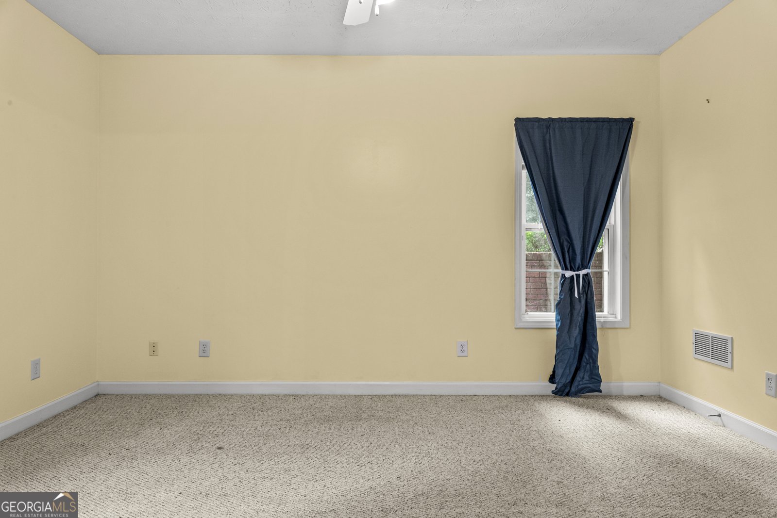 3220 Indian Shoals Road Dacula - 27