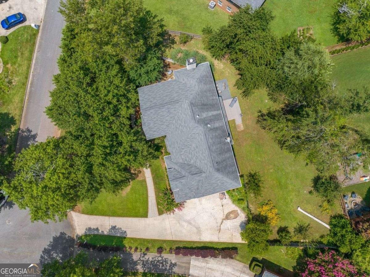 925 Brandon Ridge Drive Roswell - 34