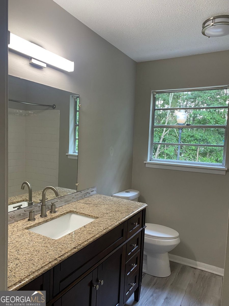 4701 Flat Shoals Road Union City - 19