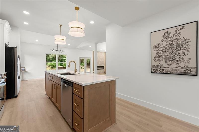 5150 SHADOW PATH Lilburn - 8