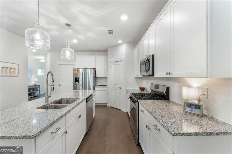 3731 GARDENWICK Road Powder Springs - 9