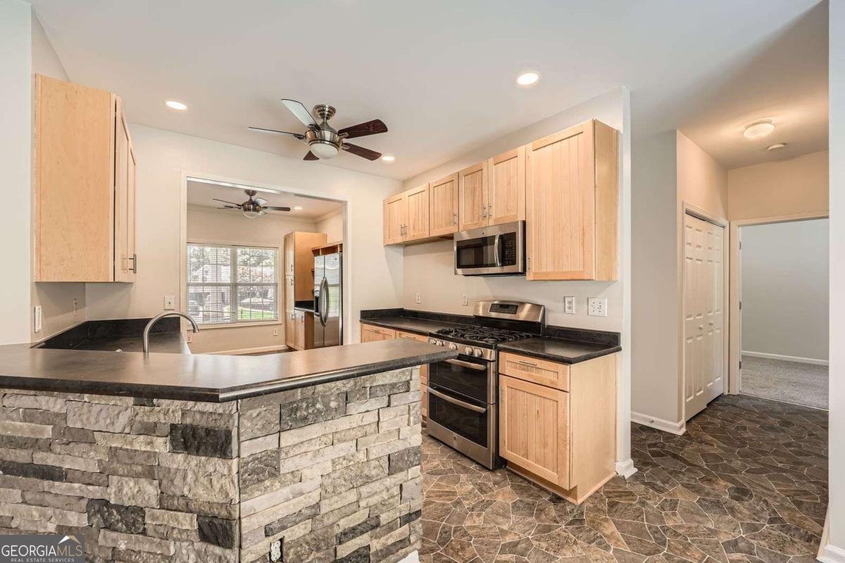 7310 Lanier Cove Court Cumming - 10
