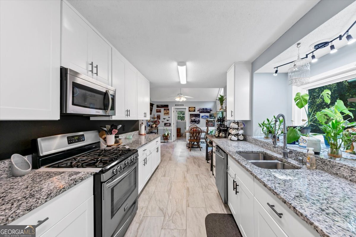 260 Creekside Way McDonough - 25