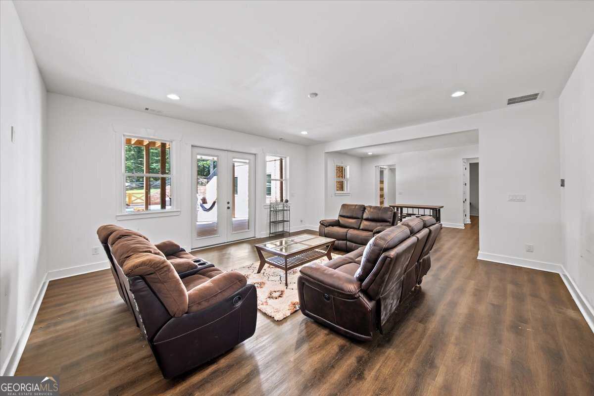 1380 Cronic Town Road Auburn - 43