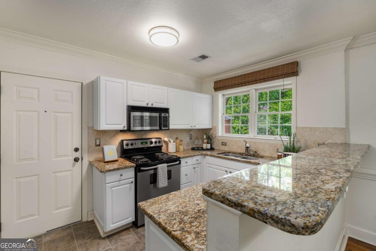 115 Peachtree Memorial Drive Atlanta - 19