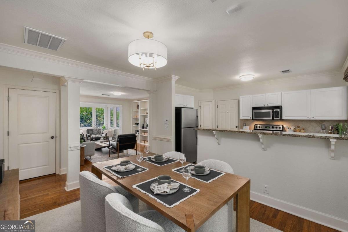 115 Peachtree Memorial Drive Atlanta - 20