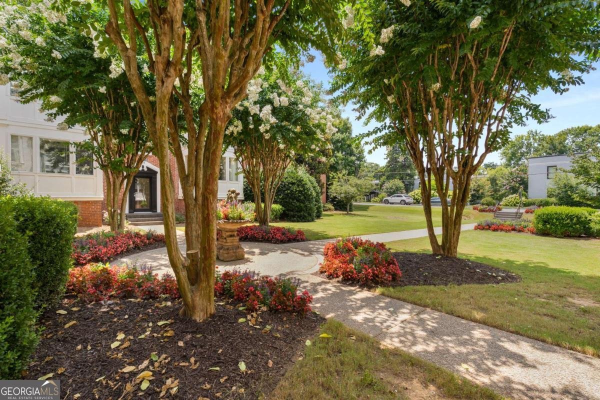 115 Peachtree Memorial Drive Atlanta - 33