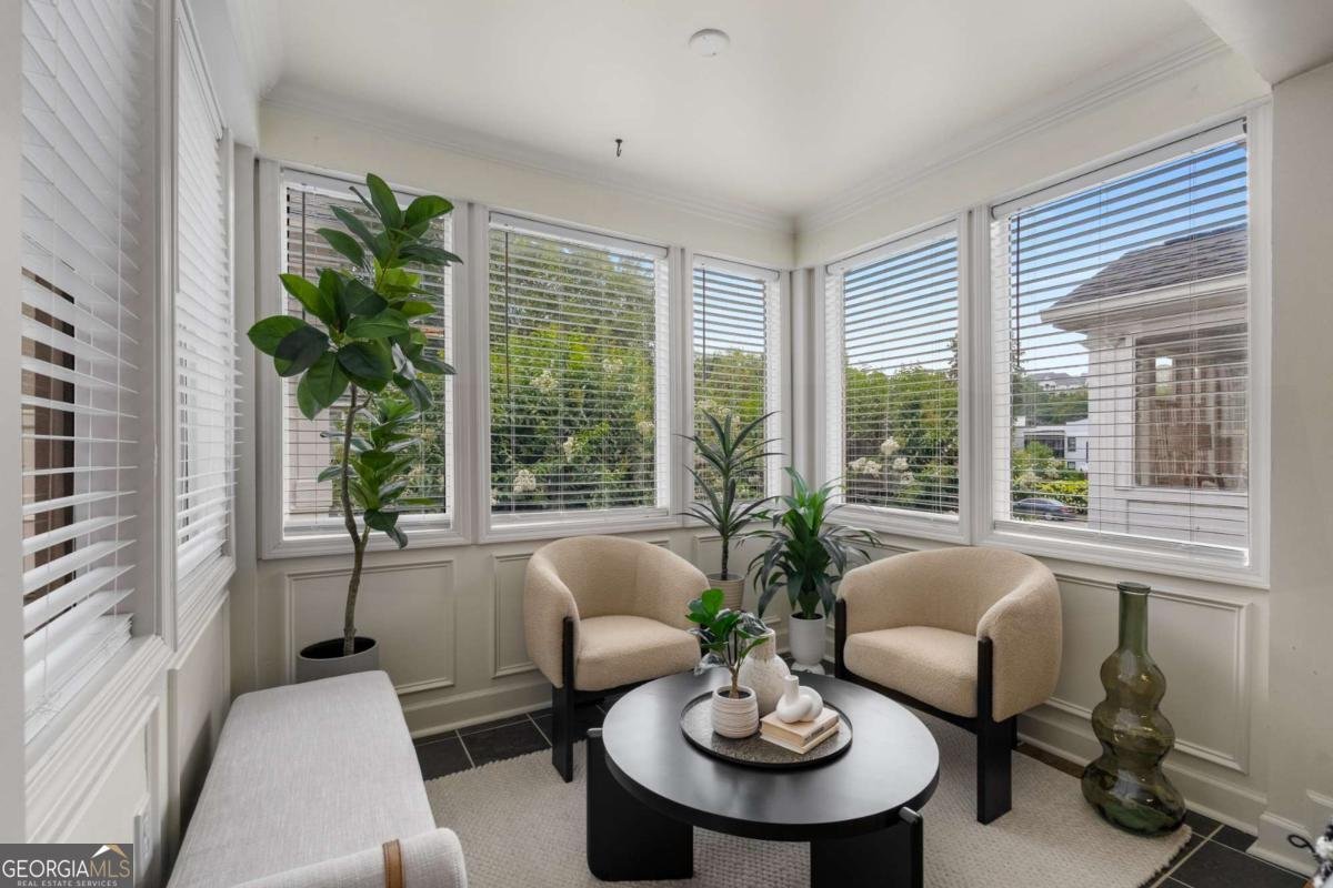 115 Peachtree Memorial Drive Atlanta - 8