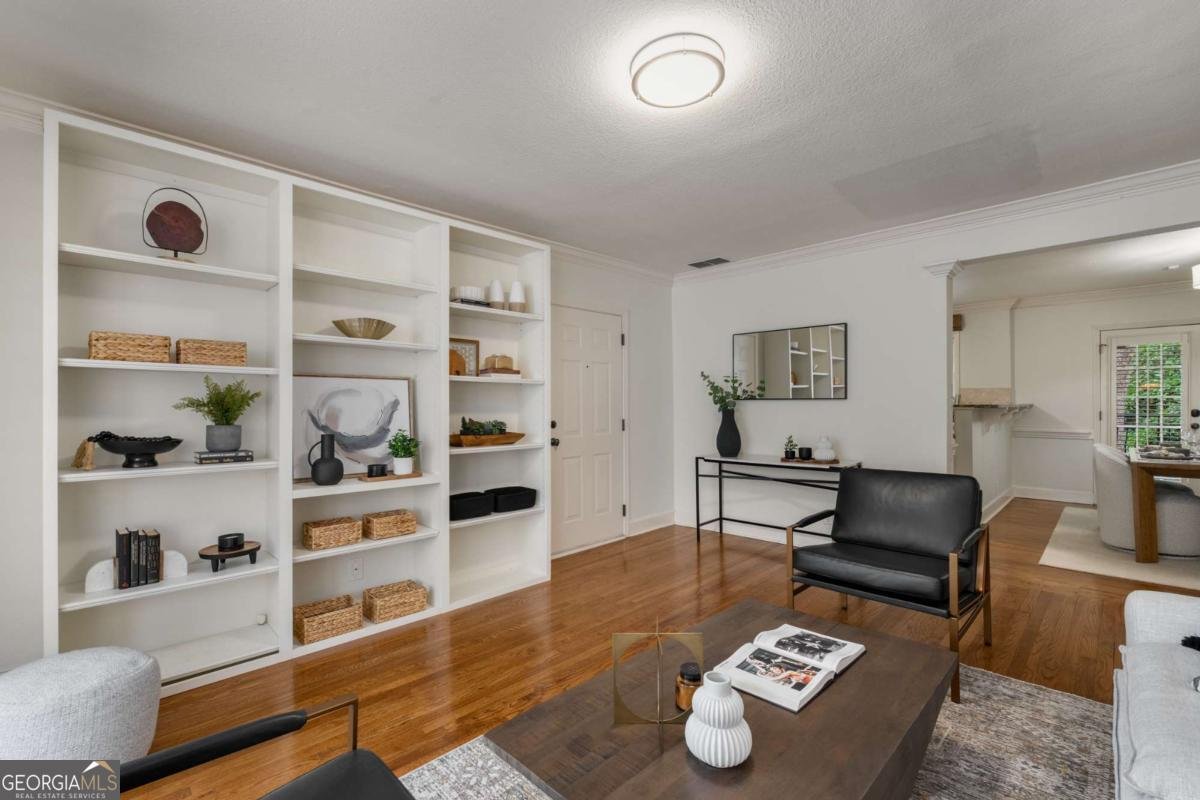 115 Peachtree Memorial Drive Atlanta - 9