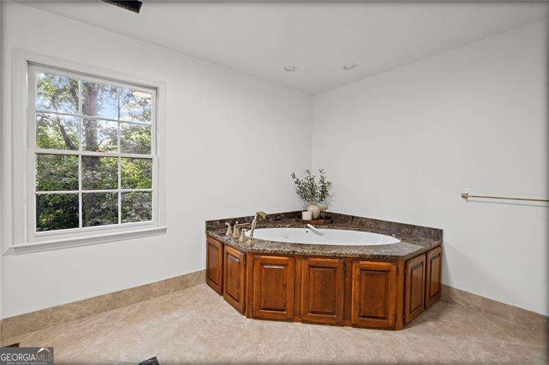 925 Ferncroft Court Roswell - 32