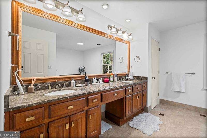 925 Ferncroft Court Roswell - 34