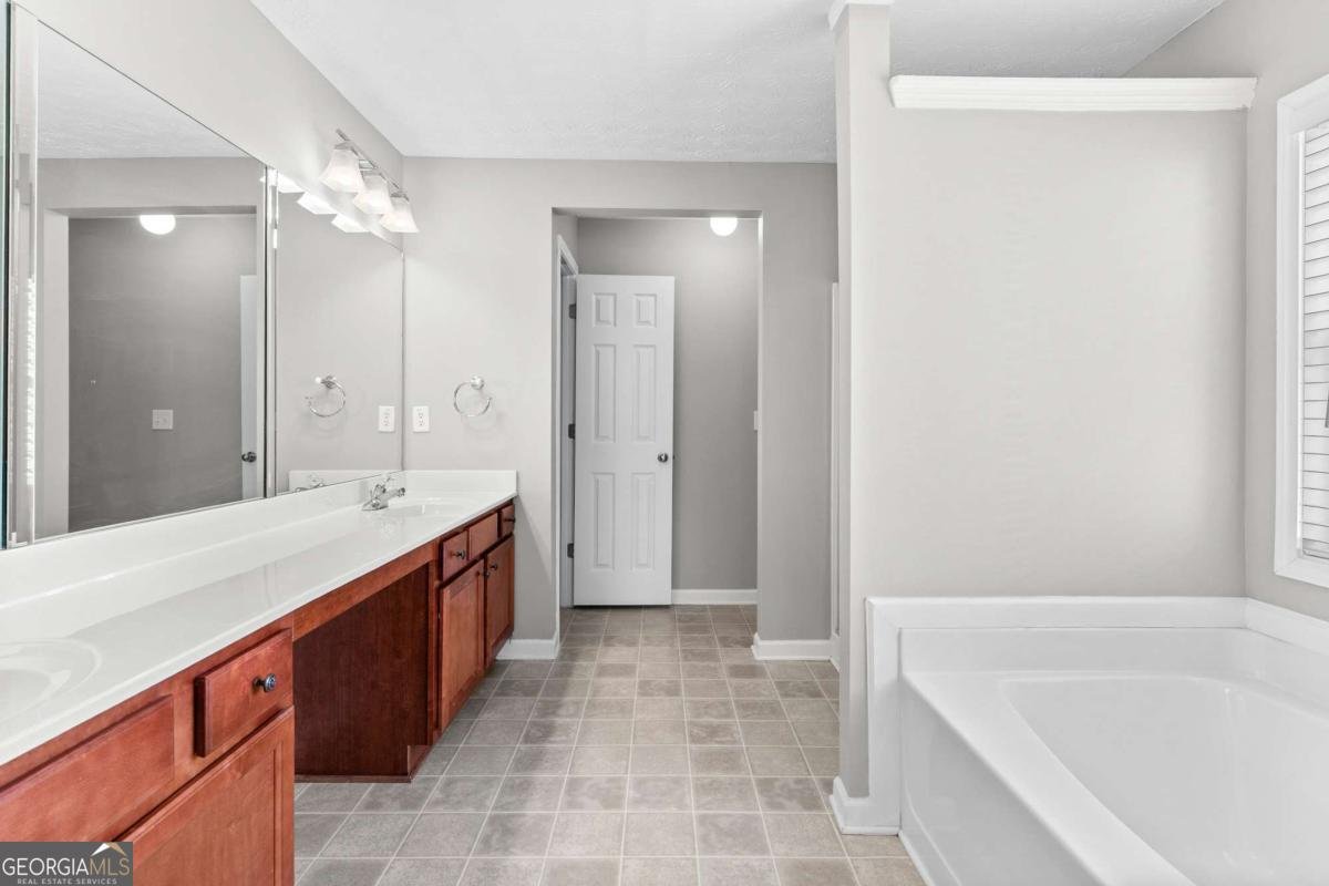 922 Gardenia Curve Canton - 24