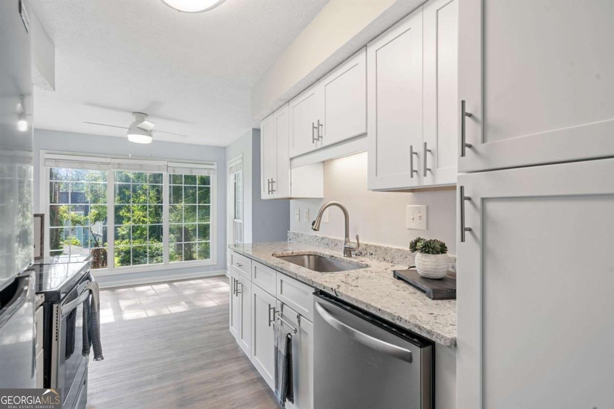 104 Glenleaf Drive Peachtree Corners - 16