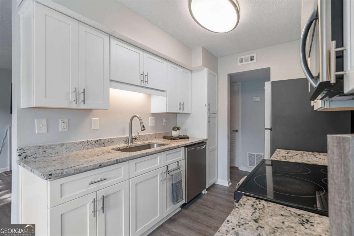 104 Glenleaf Drive Peachtree Corners - 17