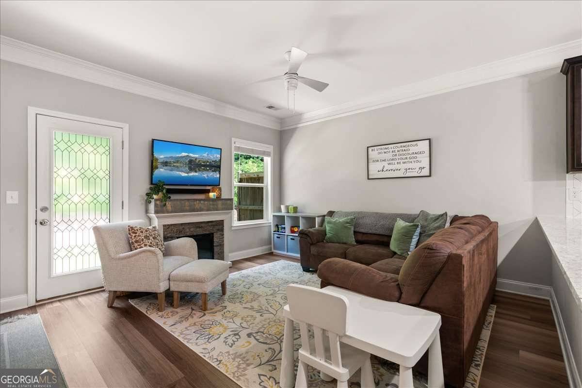 190 Spring Way Square Canton - 17