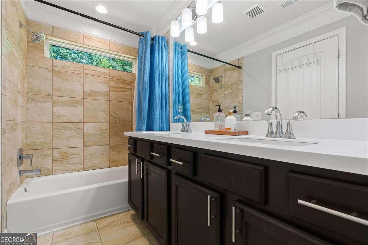 190 Spring Way Square Canton - 37