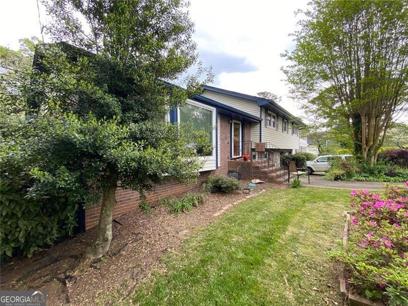 672 Dorsey Drive Lilburn - 2