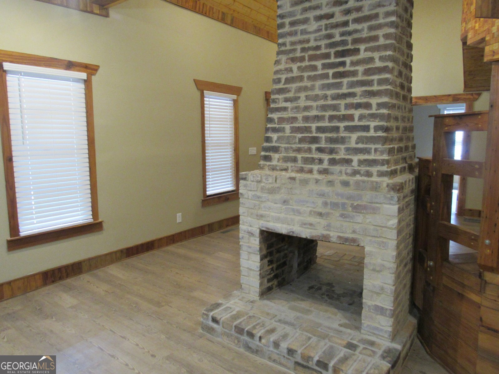 5492 Highway 98 West Ila - 11