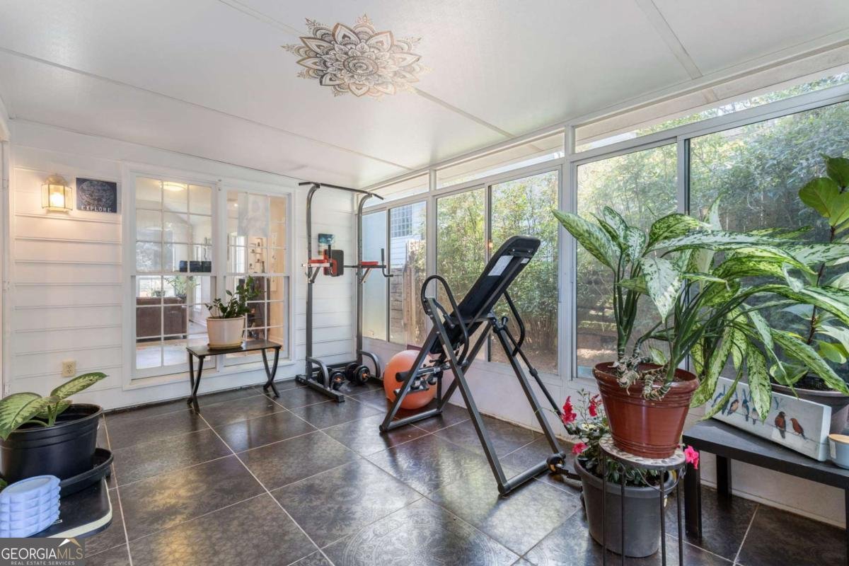 180 Glen Holly Drive Roswell - 13