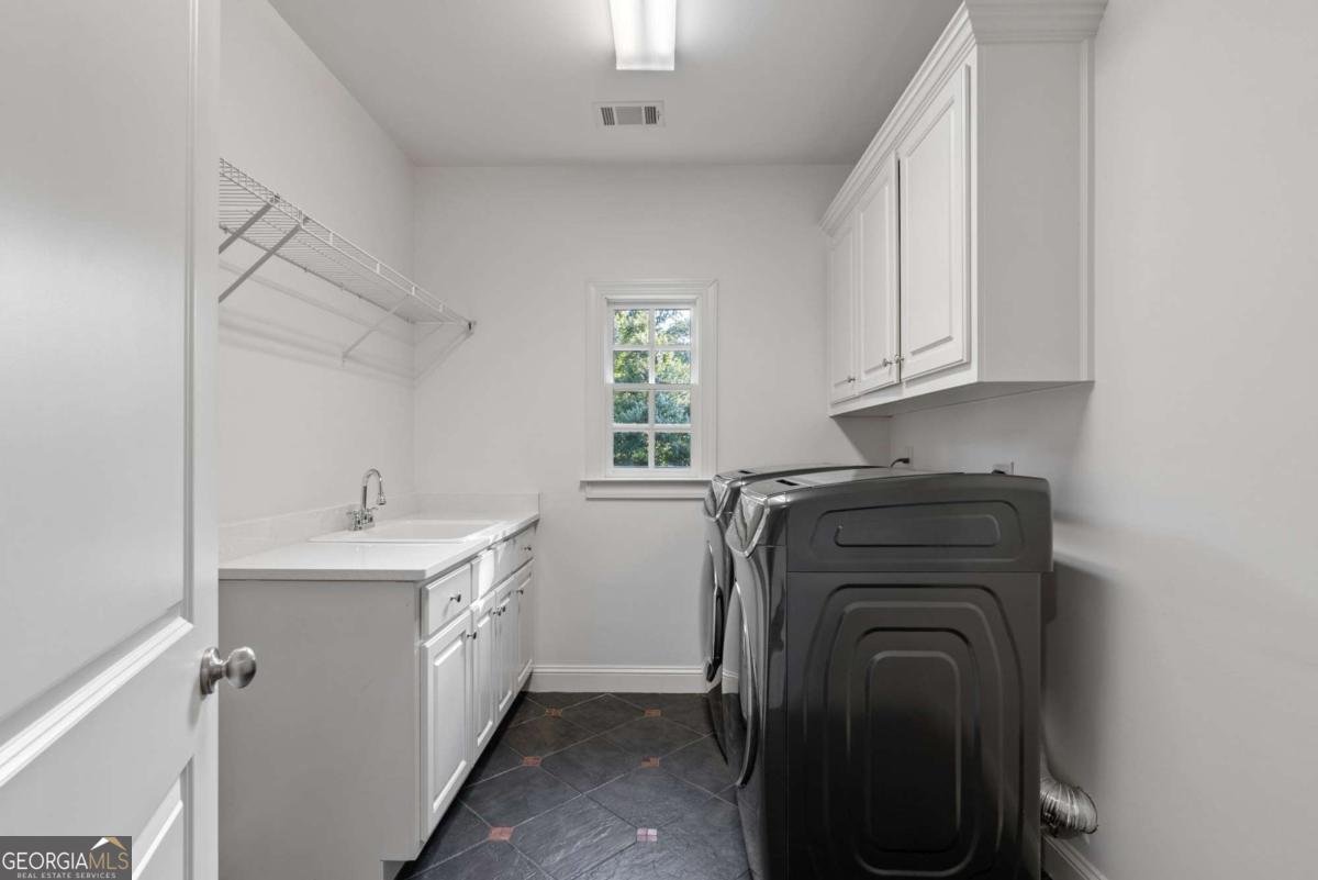 3283 Stratfield Drive Brookhaven - 47