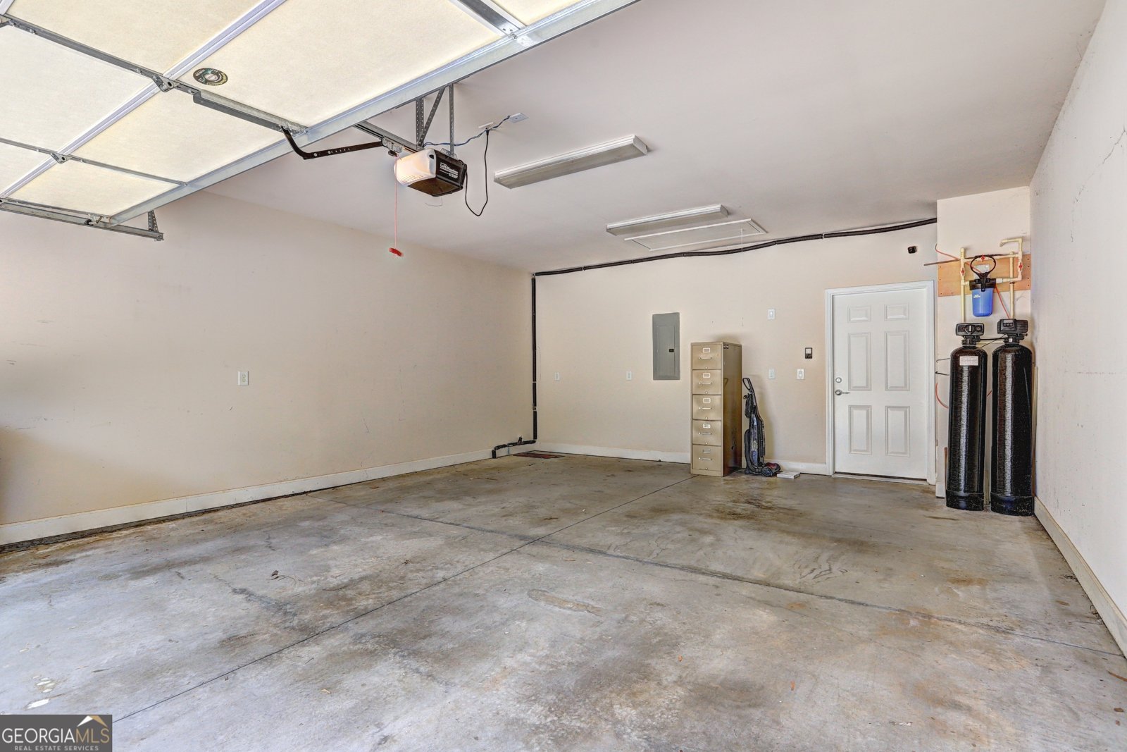 238 Begonia Ct. Griffin - 90