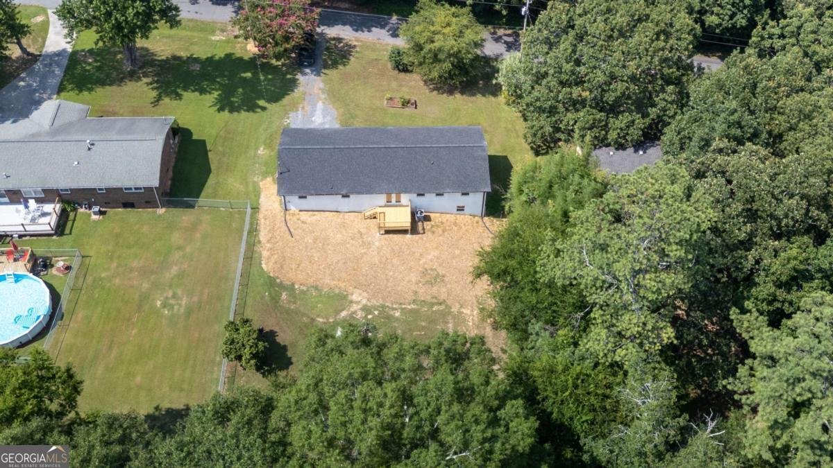 111 Nike Drive Calhoun - 35