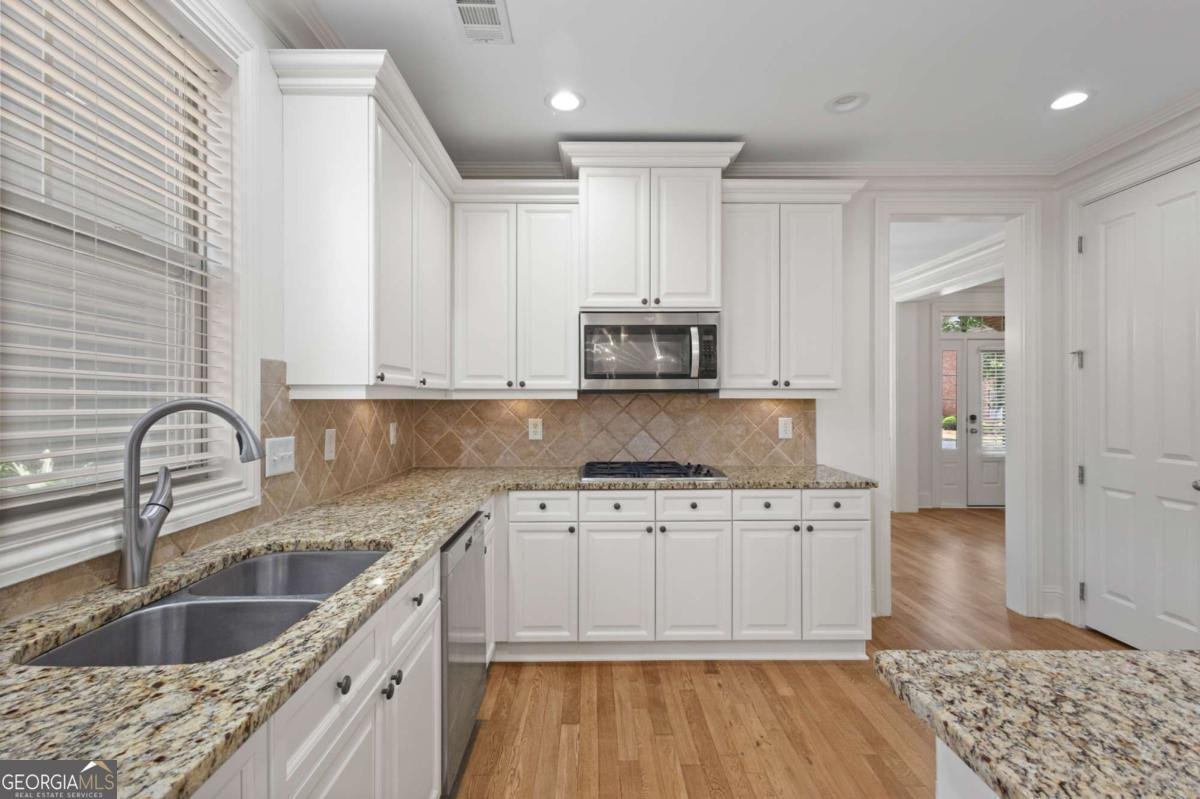319 Barbados Lane Suwanee - 14