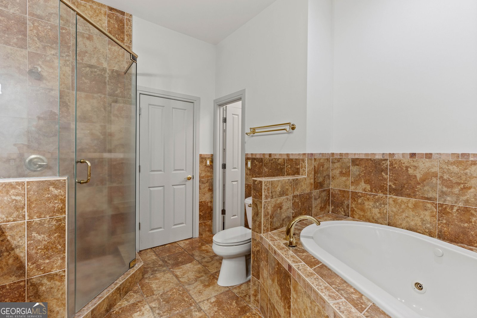 5231 Laurel Circle Gainesville - 22