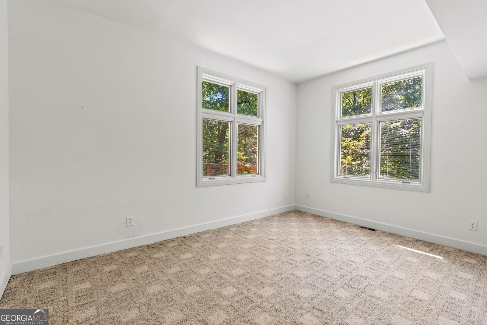 5231 Laurel Circle Gainesville - 24