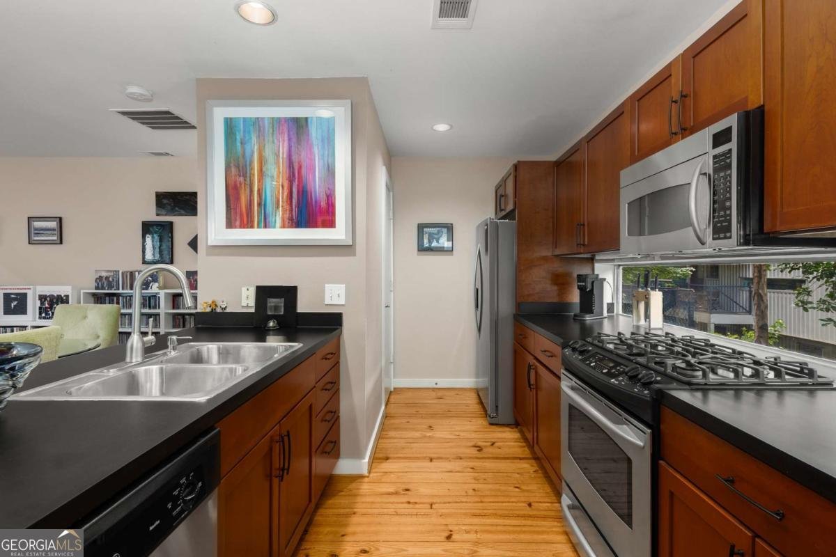 920 Memorial Drive Atlanta - 10