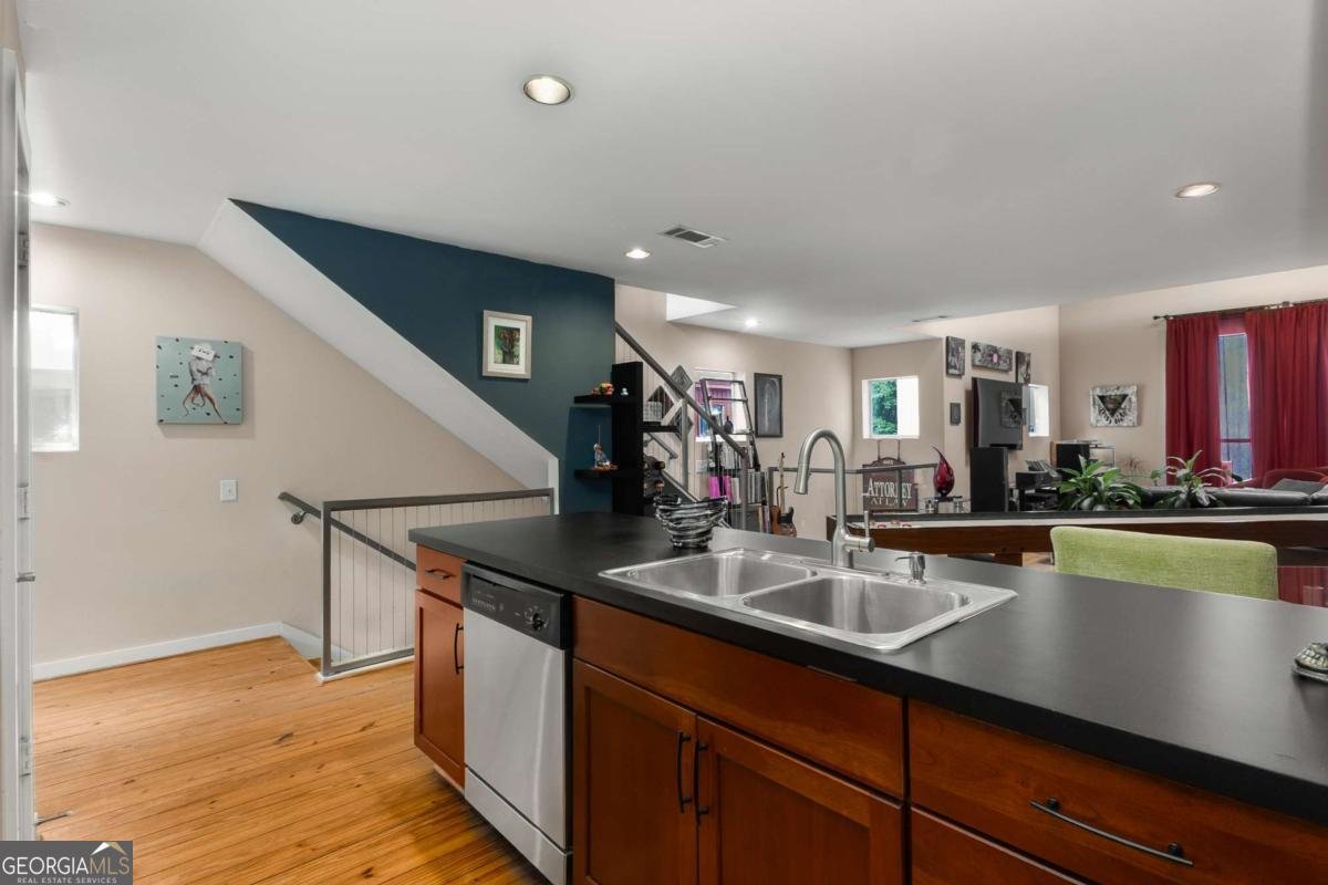 920 Memorial Drive Atlanta - 13