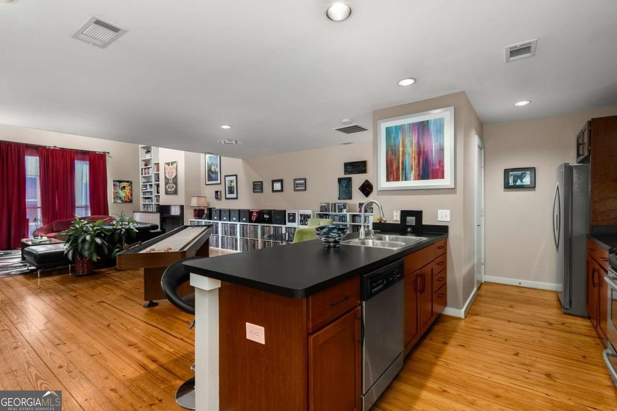 920 Memorial Drive Atlanta - 9