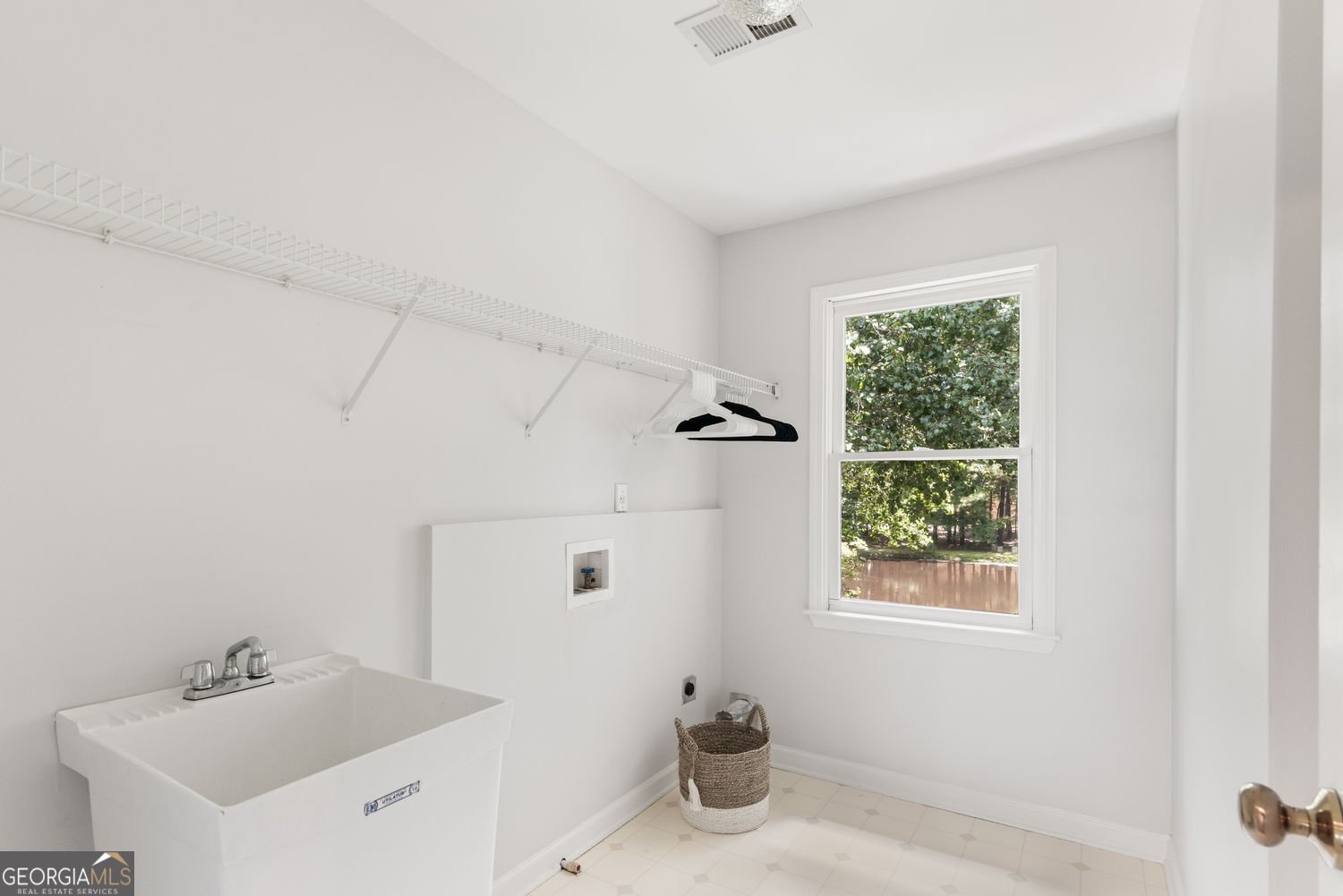 1355 Mayfield Manor Drive Alpharetta - 30