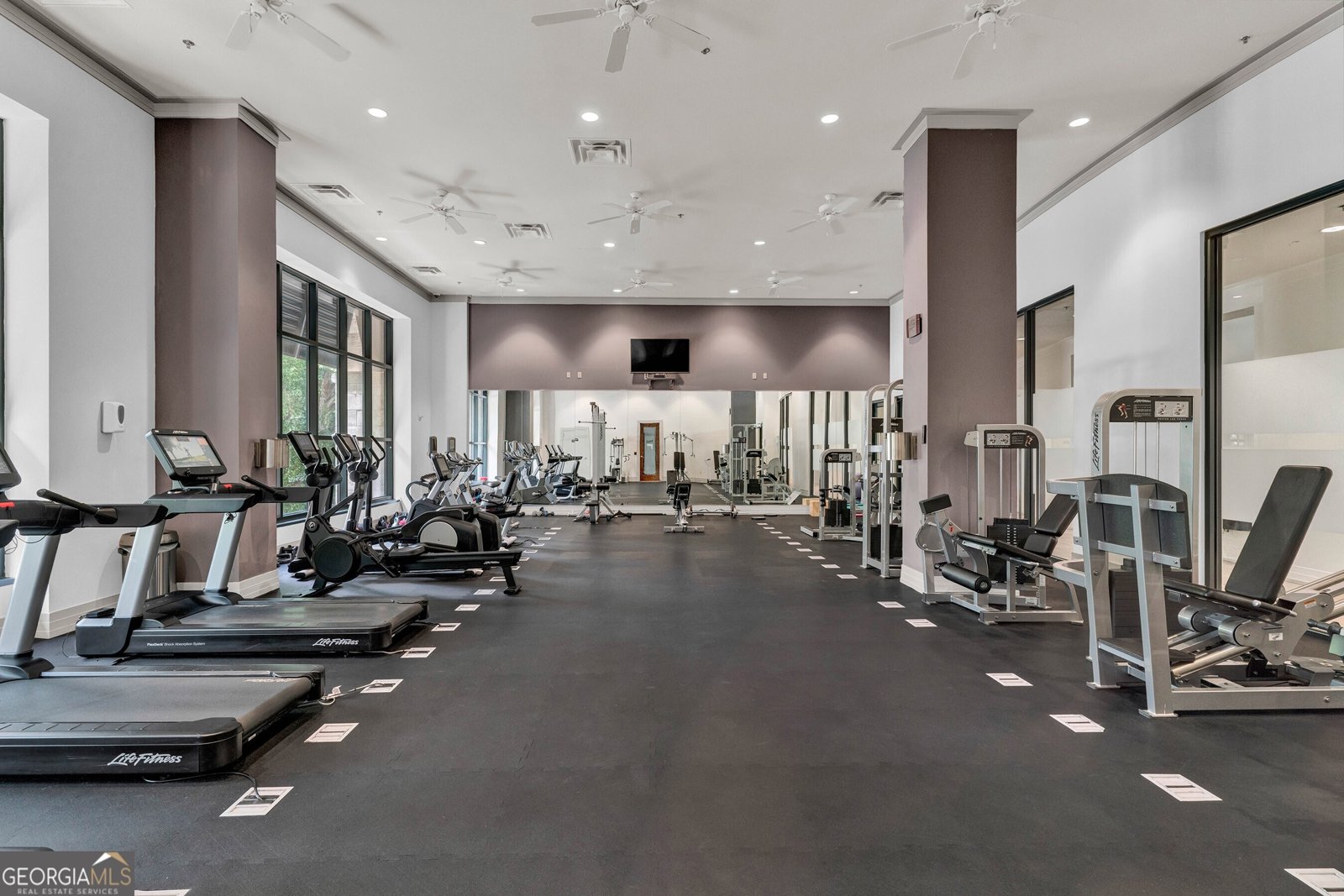 3040 Peachtree Road Atlanta - 29