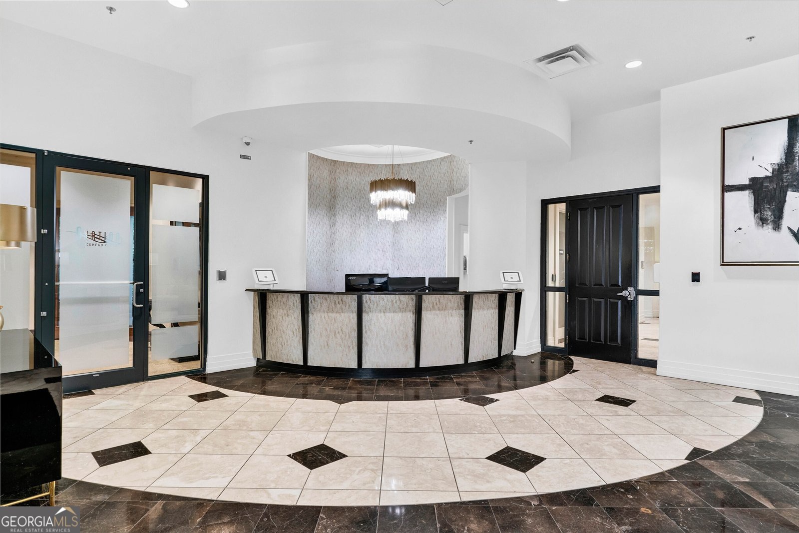 3040 Peachtree Road Atlanta - 40