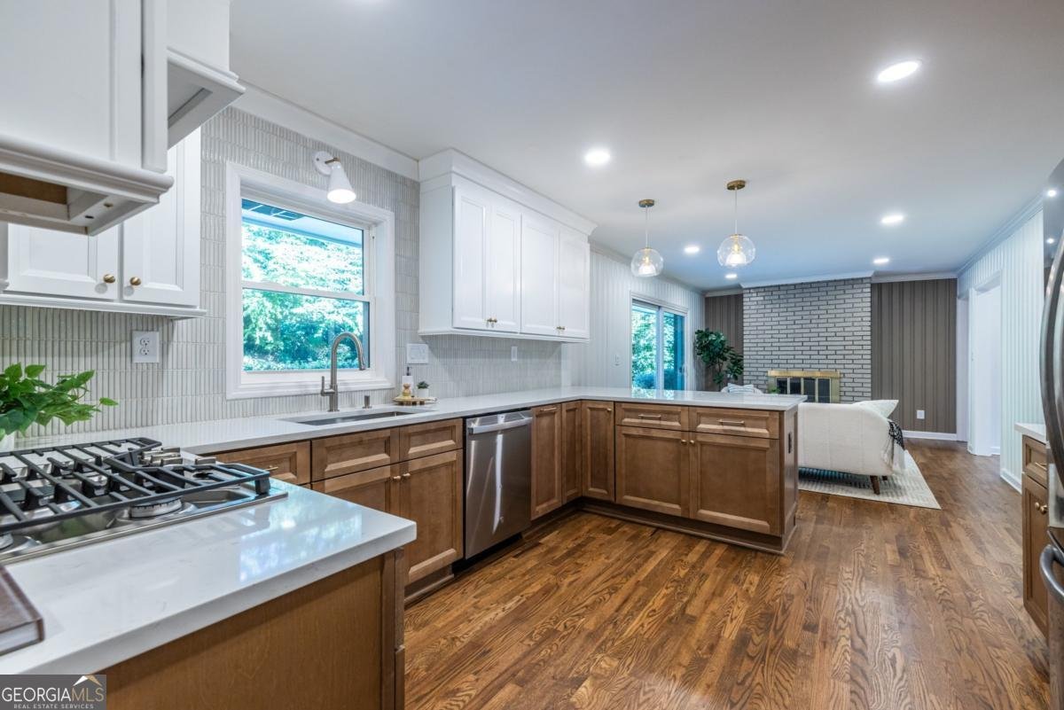 2436 Hazelwood Drive Atlanta - 21