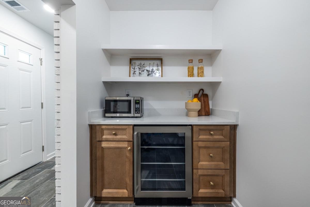 2436 Hazelwood Drive Atlanta - 29
