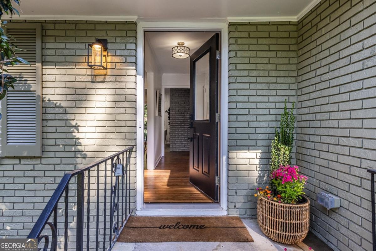 2436 Hazelwood Drive Atlanta - 5