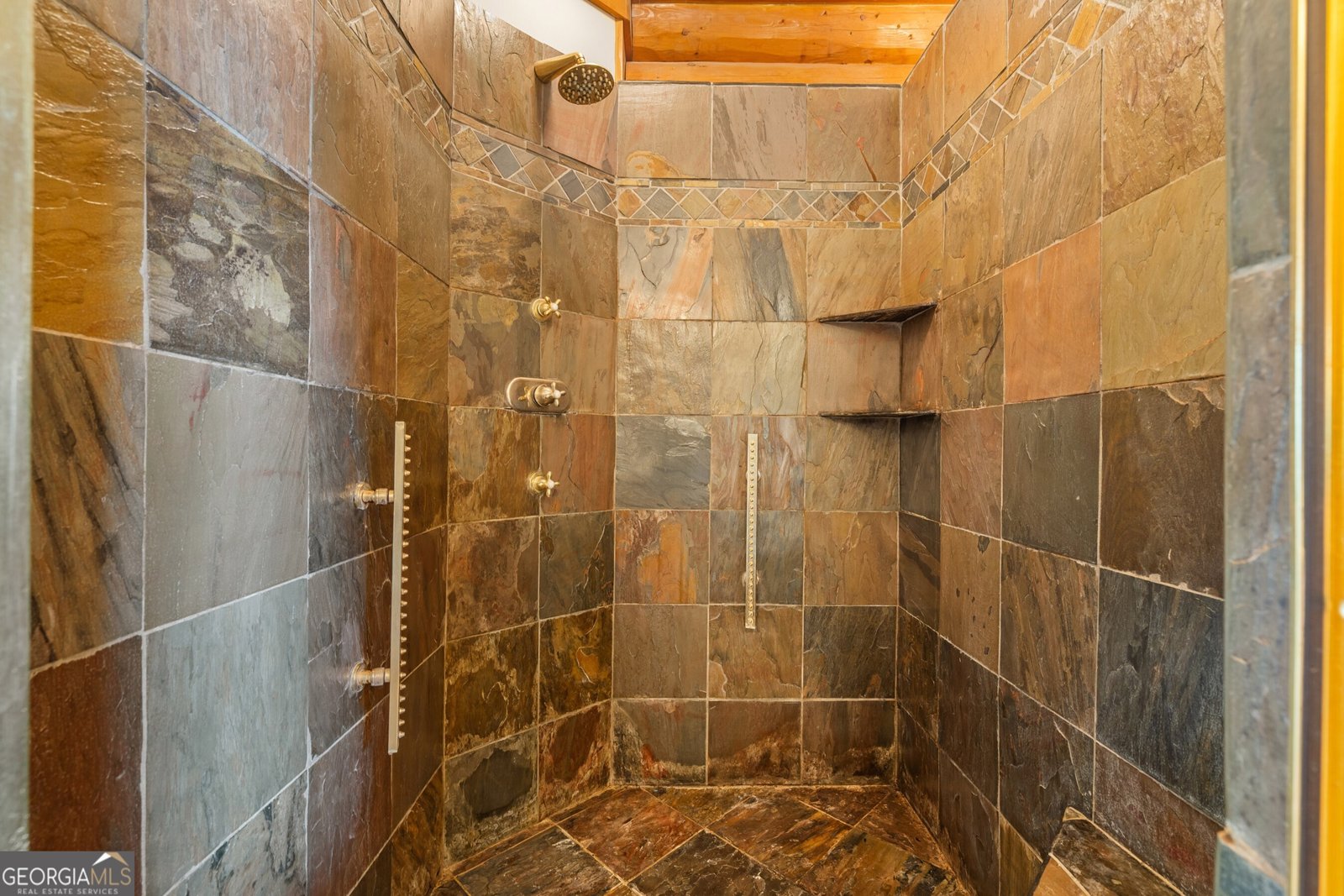 1410 Rainwater Trail Tiger - 30