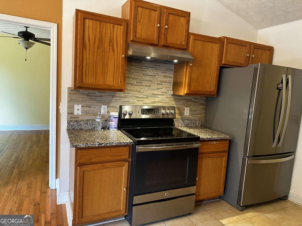 5026 Limerick Lane Flowery Branch - 11