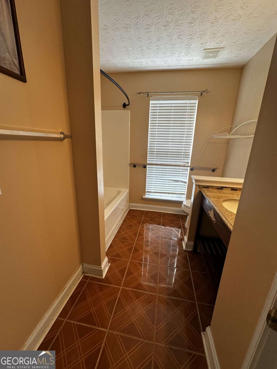 5026 Limerick Lane Flowery Branch - 17
