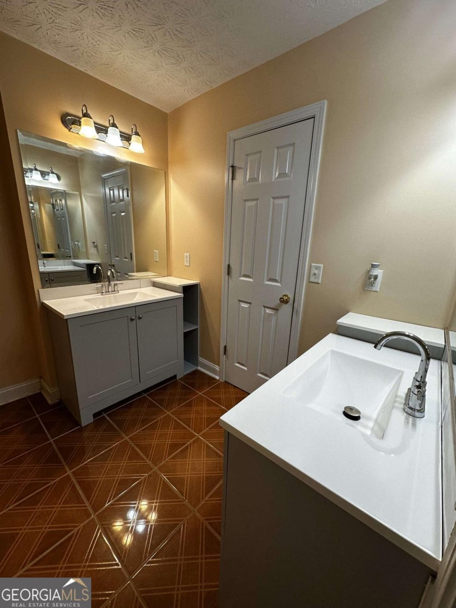 5026 Limerick Lane Flowery Branch - 7