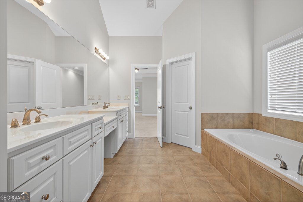 2607 Misty Rose Lane Loganville - 18