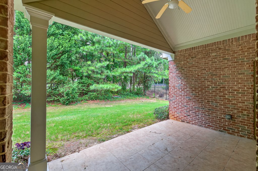 2607 Misty Rose Lane Loganville - 29