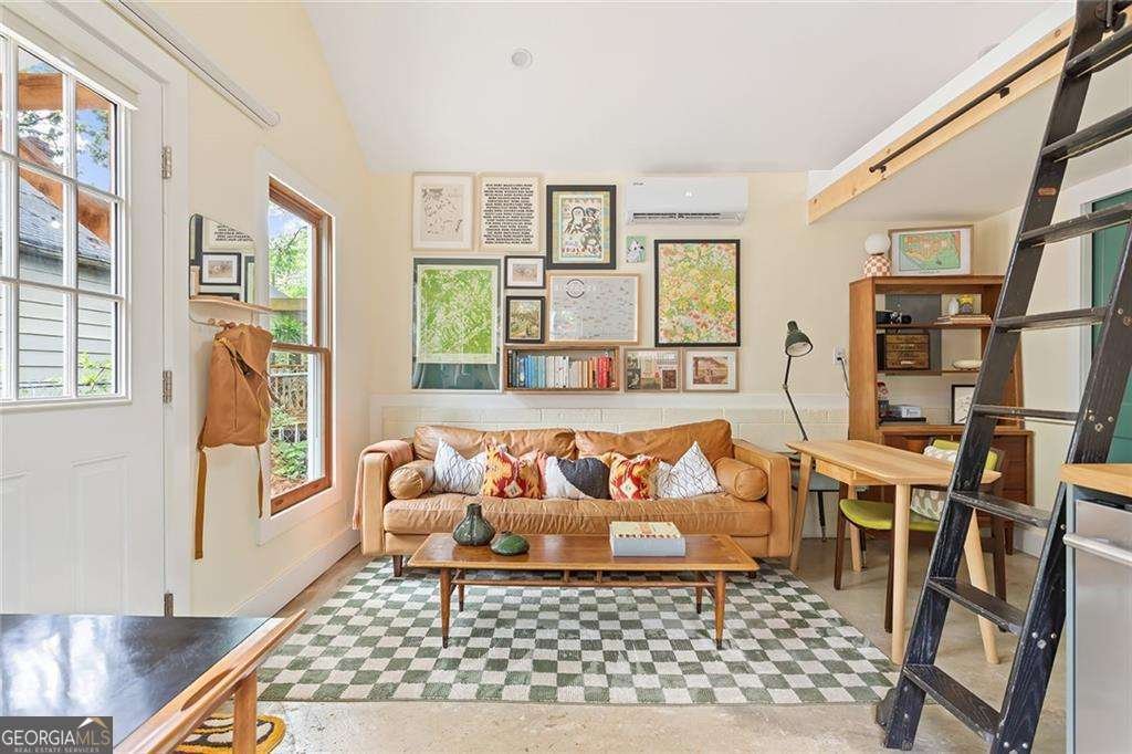 1583 Braeburn Drive Atlanta - 25