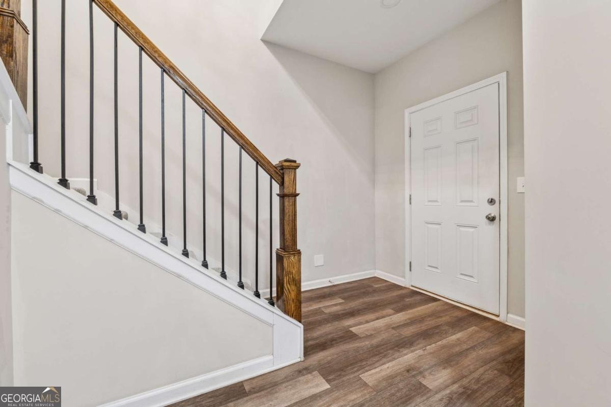 1062 Valley Rock Drive Lithonia - 4