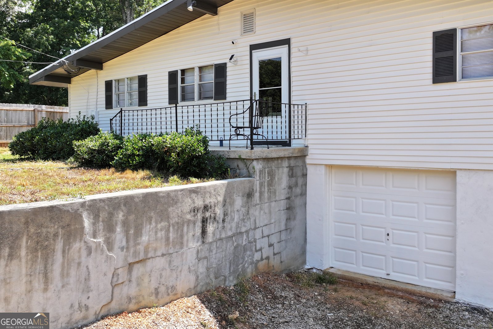 5981 Warpath Road Flowery Branch - 3