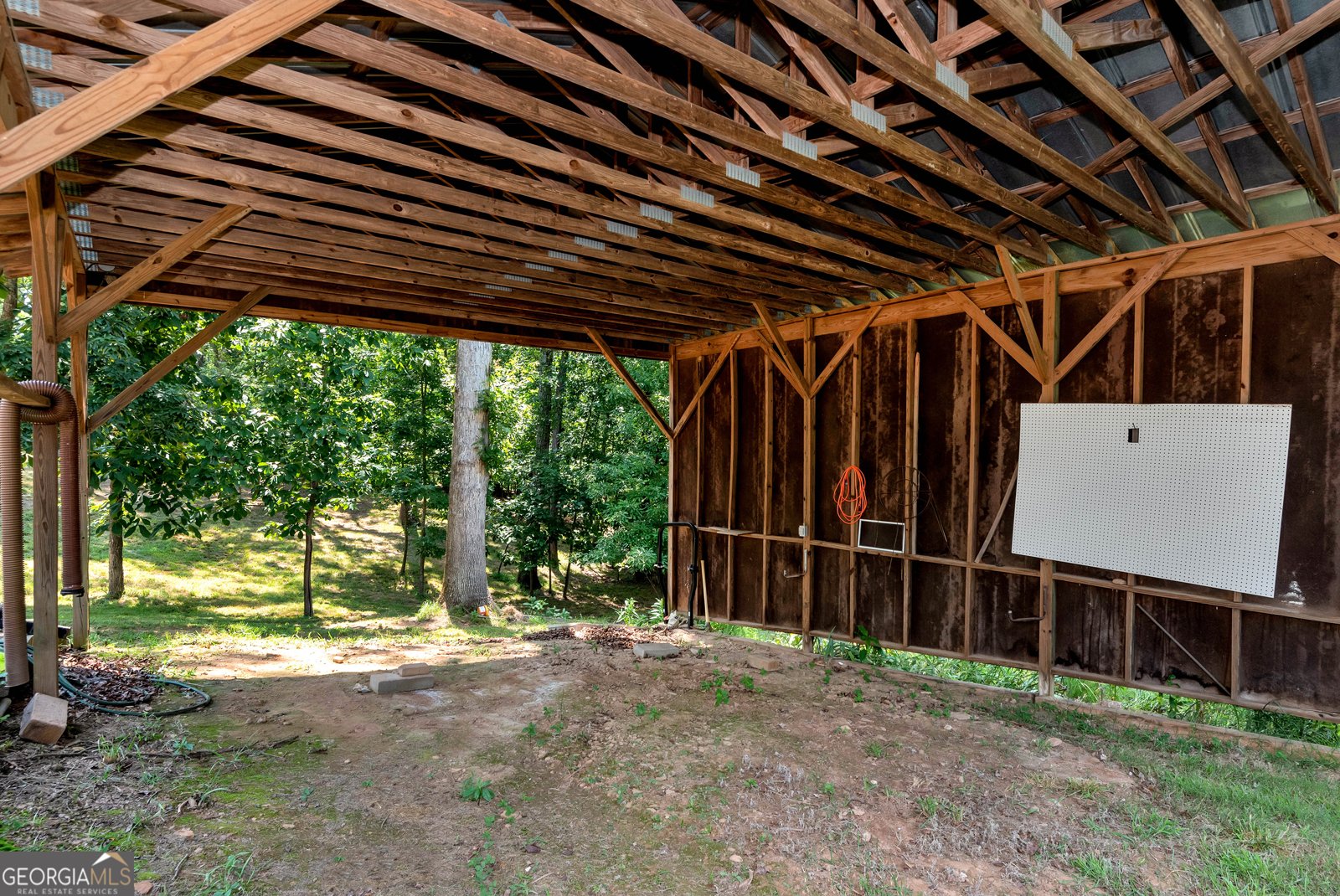 5981 Warpath Road Flowery Branch - 44
